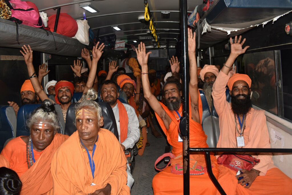 Amarnath Yatra 2023 pilgrims leave for shrine