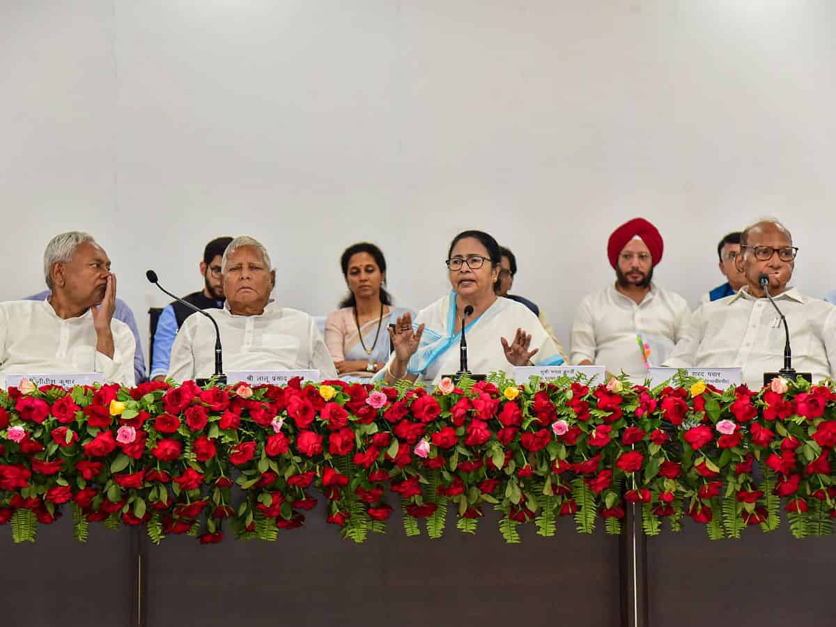 Patna: Bihar Chief Minister and Janata Dal (United) leader Nitish Kumar with RJD chief Lalu Prasad, West Bengal Chief Minister and TMC chief Mamata Banerjee and Nationalist Congress Party (NCP) chief Sharad Pawar during a joint press conference after the opposition parties' meeting, in Patna, Friday, June 23, 2023.