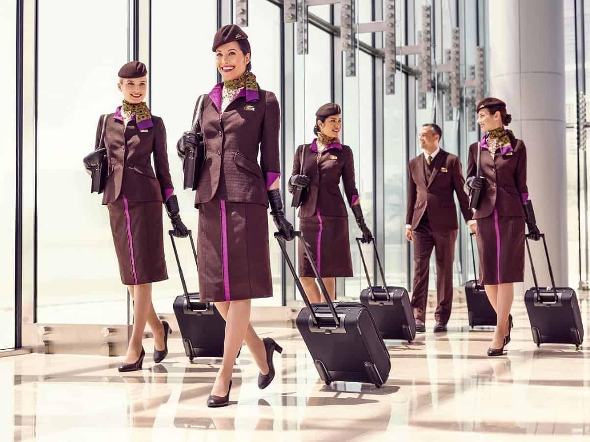 Looking for jobs in Middle East? aviation sector to hire 78K cabin crew, 28K pilots