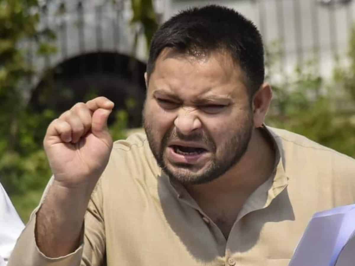 Lalu stopped Advani's rath, Nitish will do the same to Modi: Tejashwi