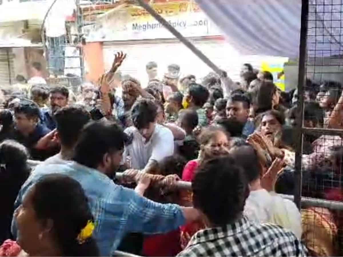 Hyderabad: Stampede-like situation amid Balkampet's Yellamma fest