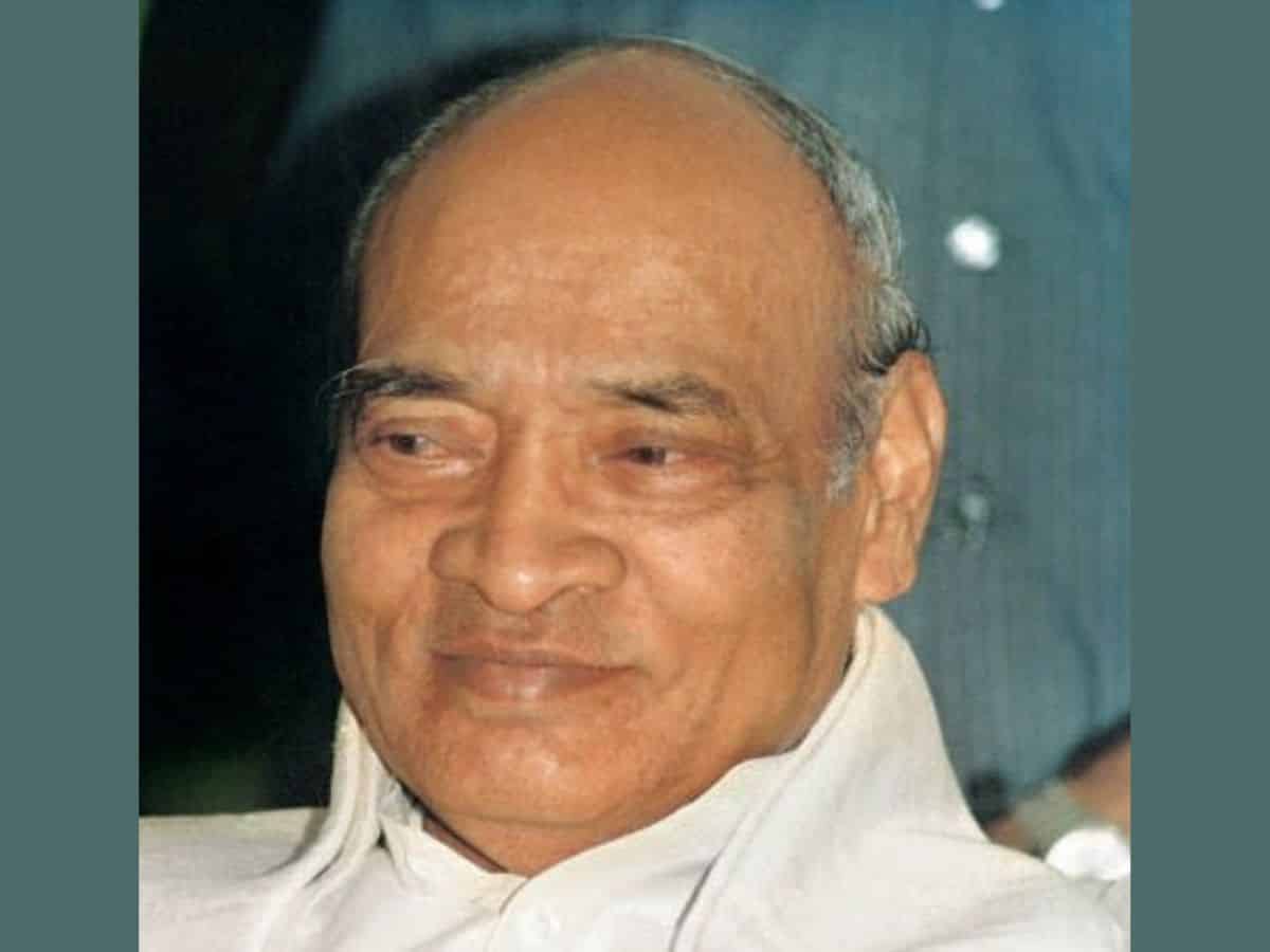 Telangana: KCR recalls services of former PM PV Narasimha Rao