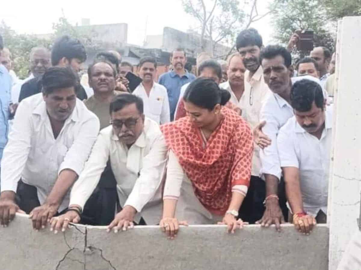 Telangana: MLA's daughter to return land registered illegally in her name