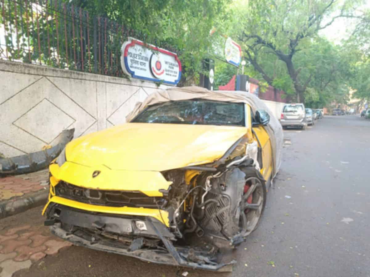 Lamborghini hits auto, 2 injured