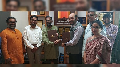 MANUU signs MoU with IIT Hyderabad