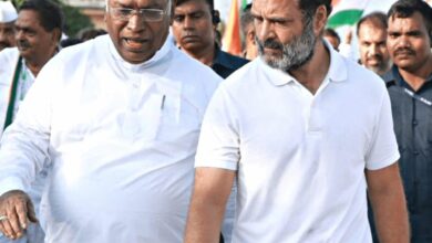 Mallikarjun Kharge and Rahul Gandhi (Photo: Twitter)