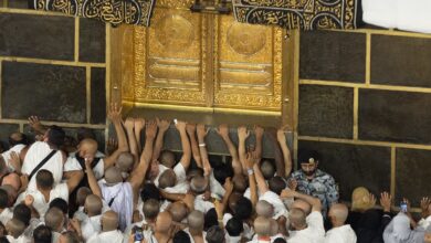 Saudi Arabia warns Haj pilgrims of eating exposed food