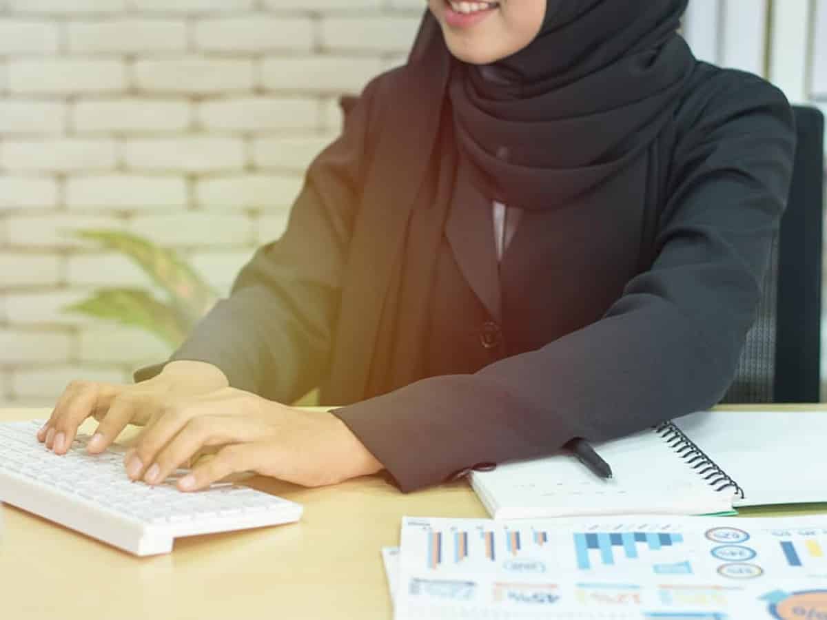 Saudi Arabia’s unemployment rate drops as more women join workforce