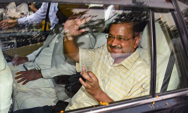 Delhi Assembly Polls: Arvind Kejriwal’s car attacked by BJP workers