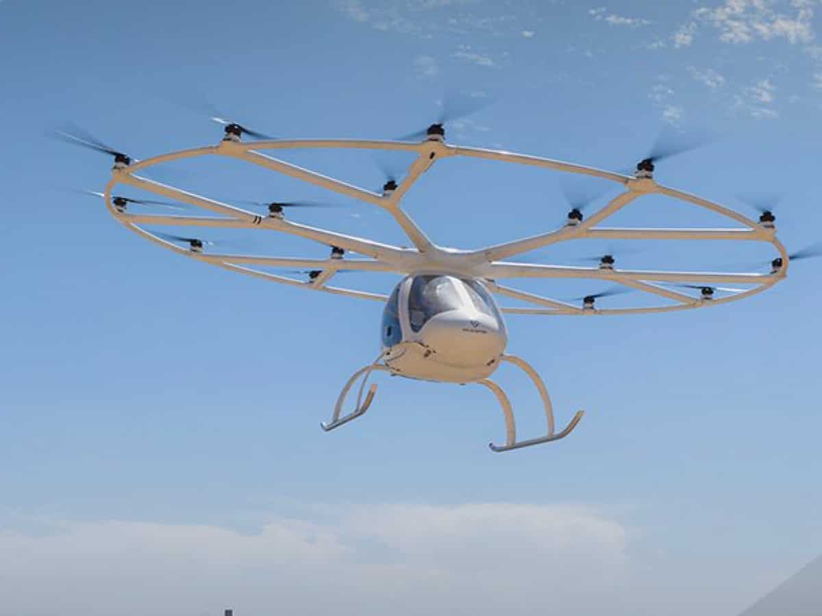 Video: First air taxi test flight in Saudi Arabia successful