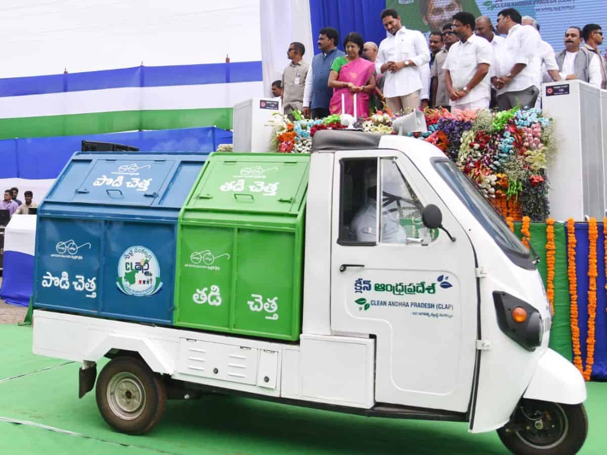 AP CM flags off 516 garbage collection e-autorickshaws