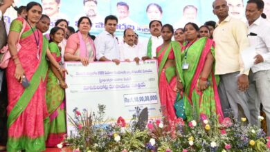 Telangana: Loans worth Rs 110 cr given to 1K+ women groups in Mulugu