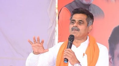 'Baap, beta, beti ka party': Telangana BJP leader Konda hits out at BRS