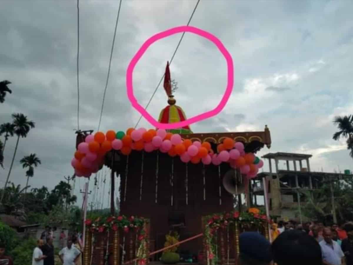 chariot touches overhead wire in Tripura