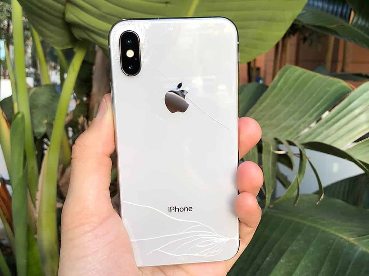 Future iPhones may be scratch resistant