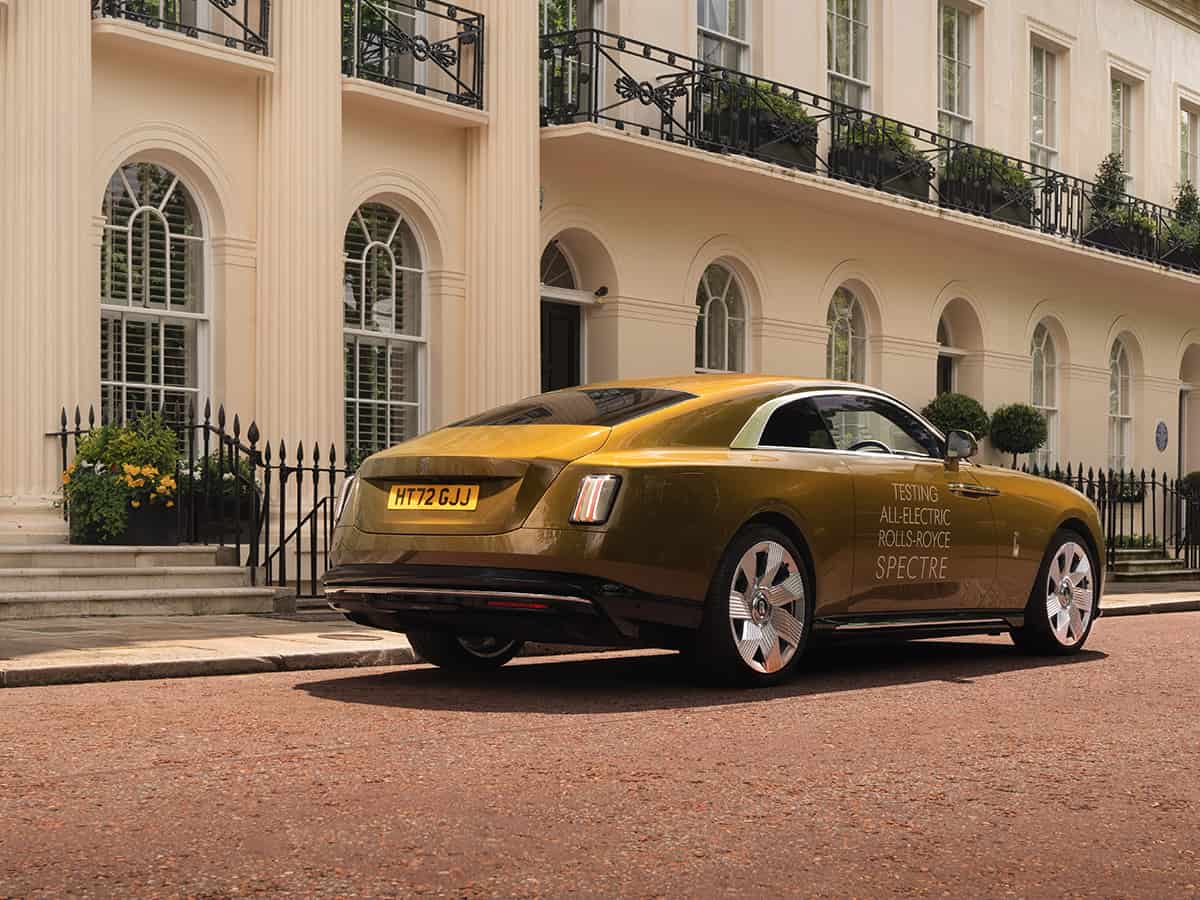 Rolls-Royce unveils its 1st all electric car at $486K