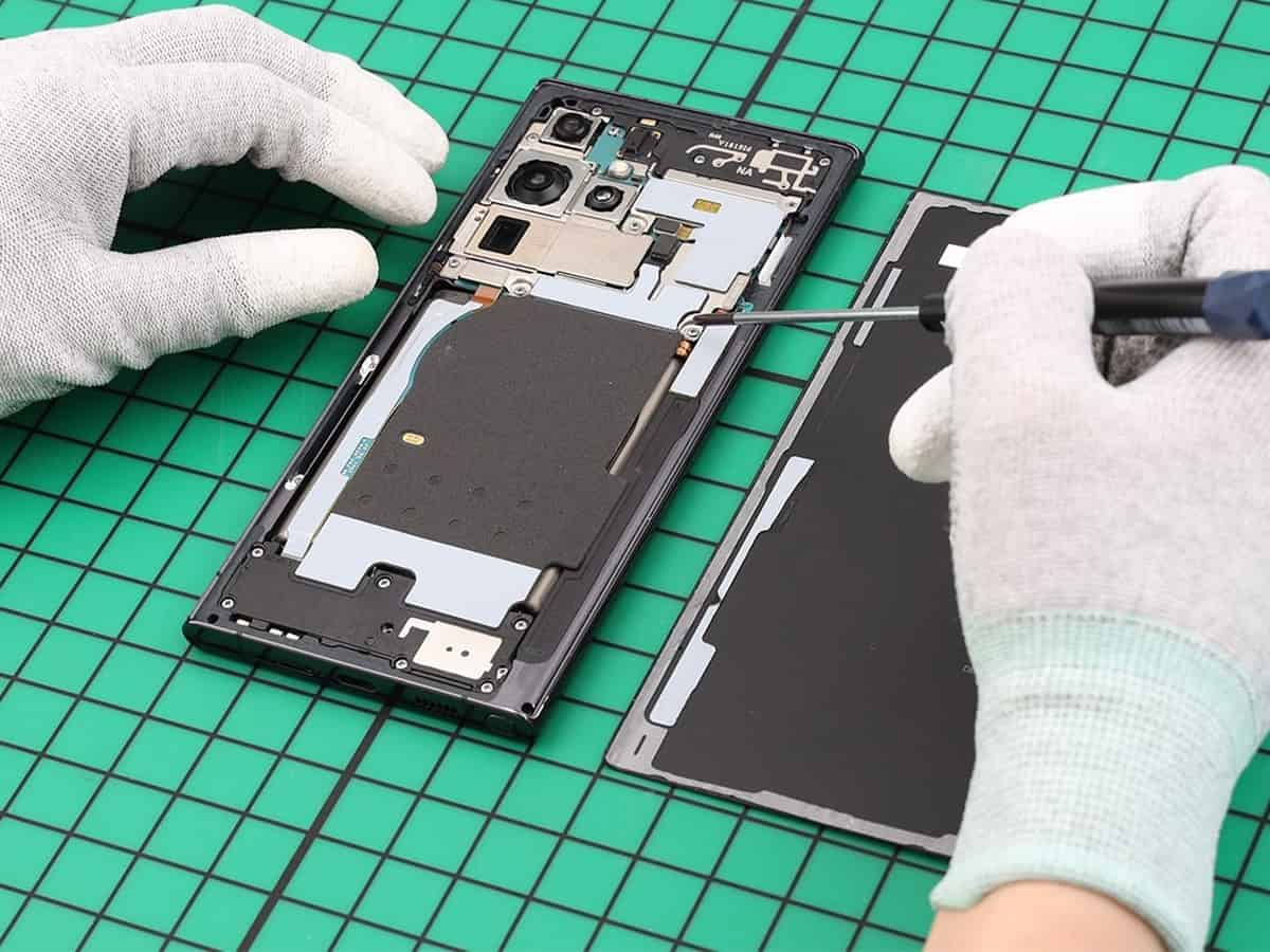 Samsung expands 'Self-Repair' prog to UK
