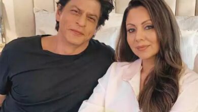 Video of SRK-Gauri's bike ride in Dubai goes viral - Watch