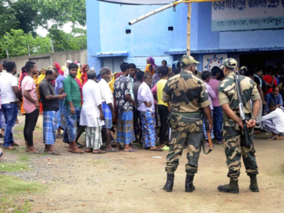 WB panchayat polls: Re-polling underway at 697 booths in 5 districts