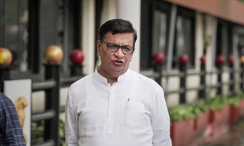 Congress unveils ‘chargesheet’ against Shinde govt; says people will teach them lesson