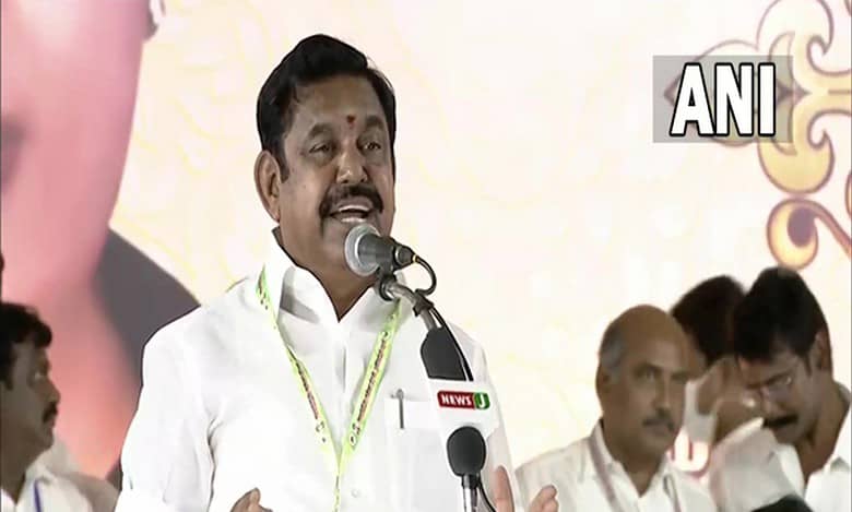 EPS upset as Jayalalithaa’s name omitted in Koyambedu metro announcement