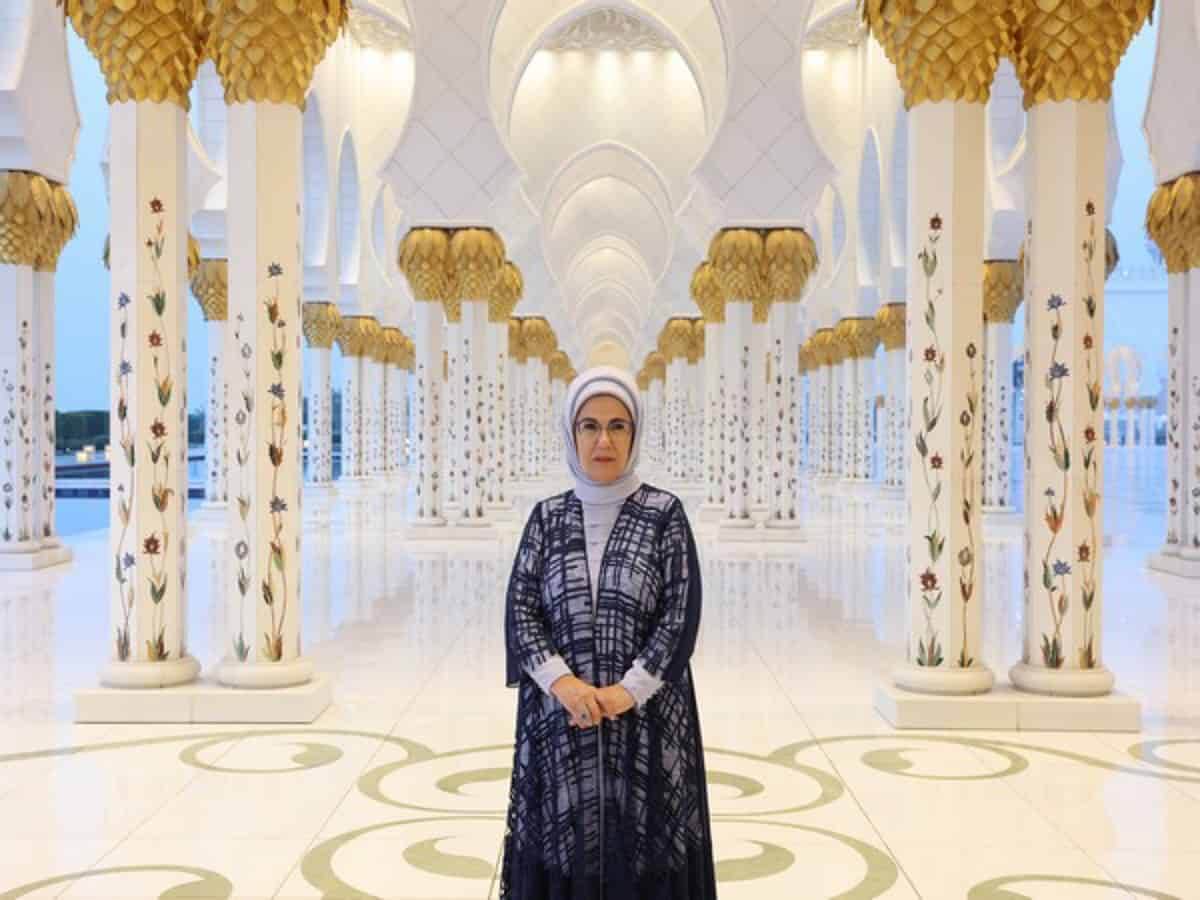 Turkish first lady visits Sheikh Zayed Grand Mosque