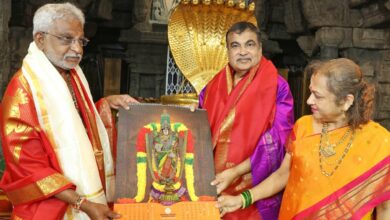 Prayed for India to emerge as powerful nation: Gadkari in Tirupati