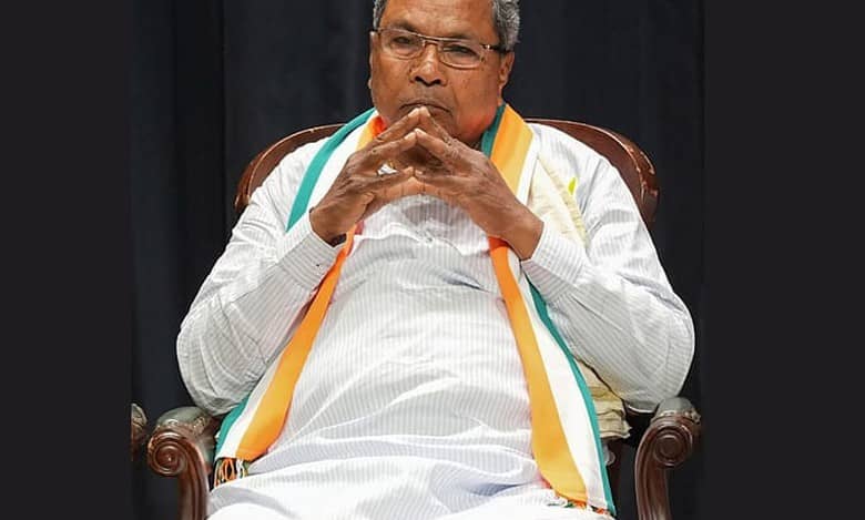 Karnataka CM lodges police complaint over fake news report