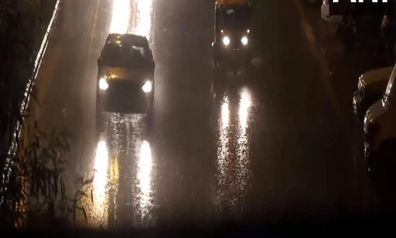 Heavy rain inundates several localities in Bengaluru