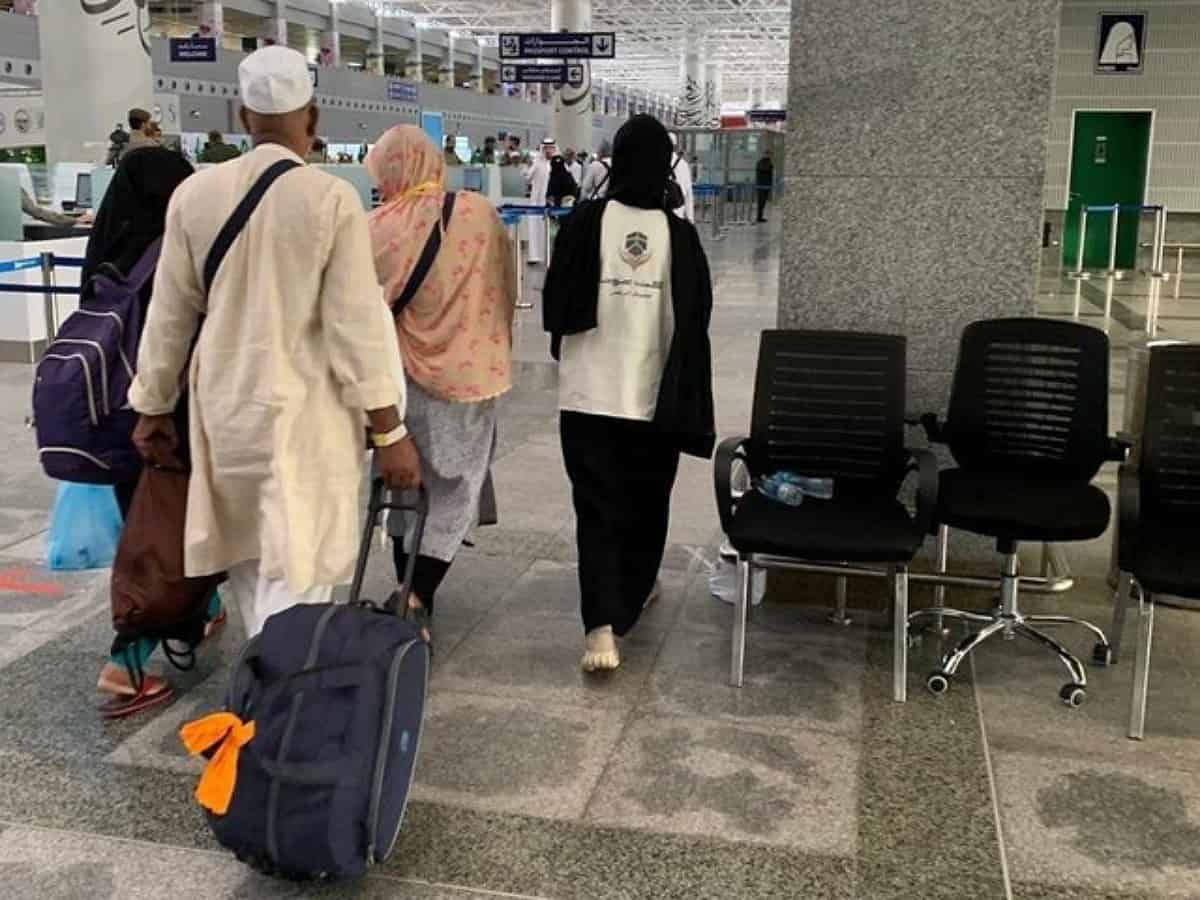 Saudi Arabia: Pilgrims banned from carrying 30 items in air baggage