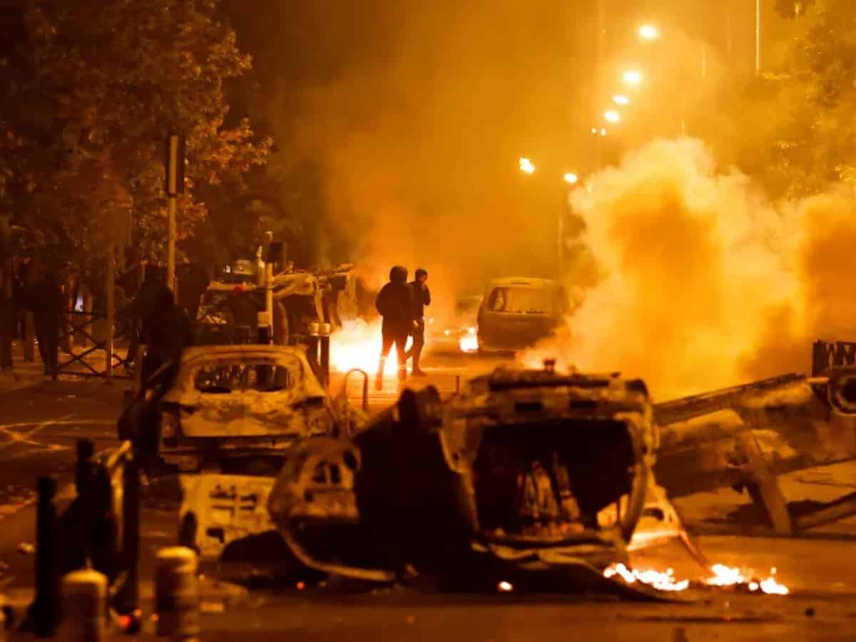 Saudi Arabia warns citizens in France to stay away from places of protests