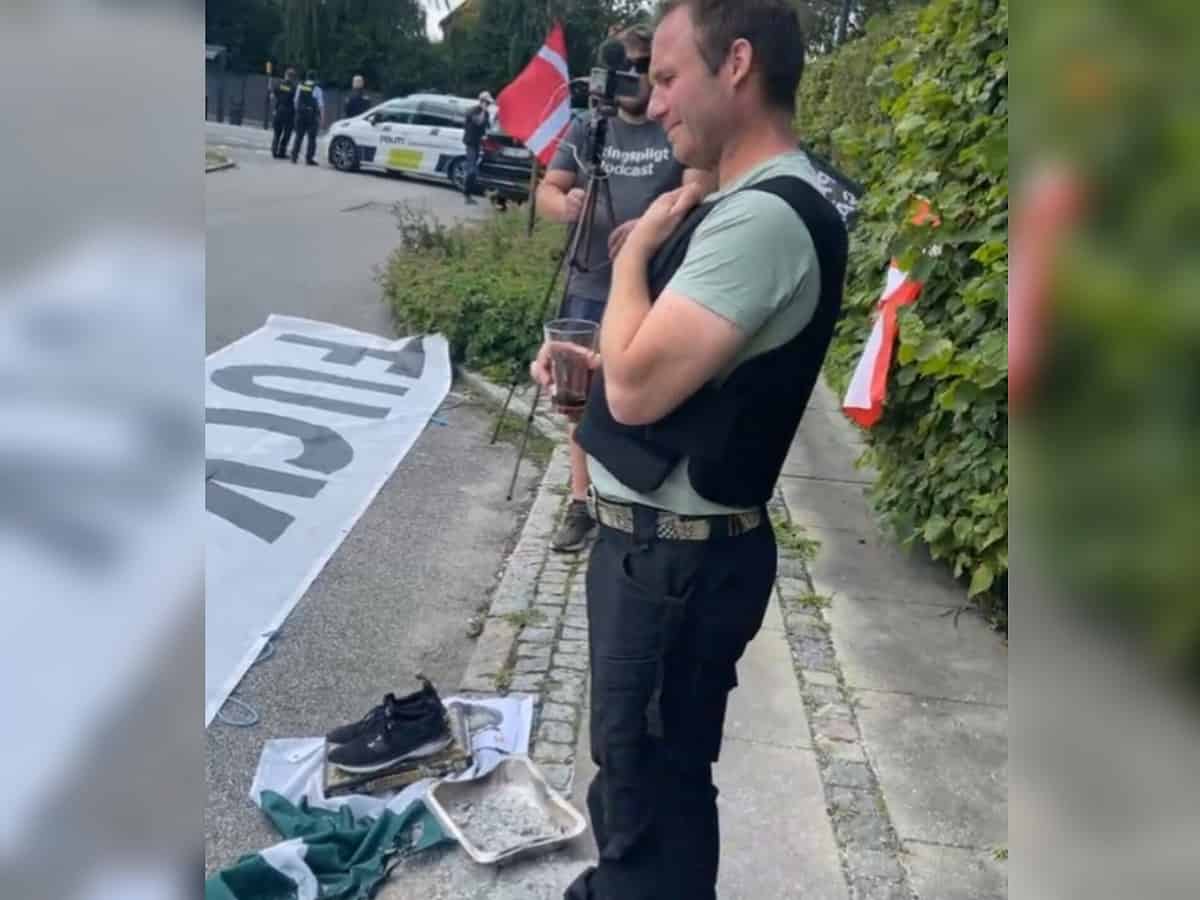 Extremists desecrate Quran again in front of Pakistan embassy in Denmark