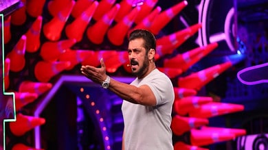 Bigg Boss OTT 2: Salman Khan hits out at Jad Hadid and asks him to behave properly