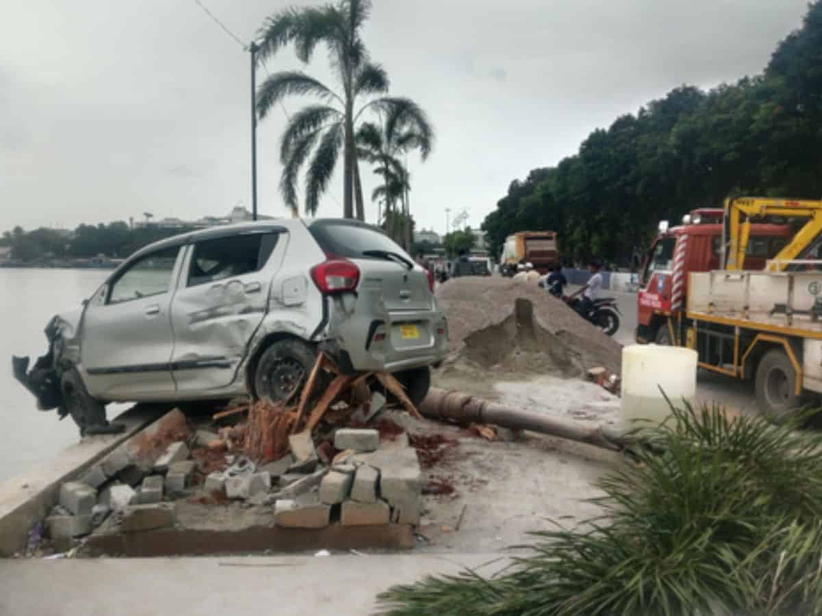 Speeding car mows down biker in Hyderabad