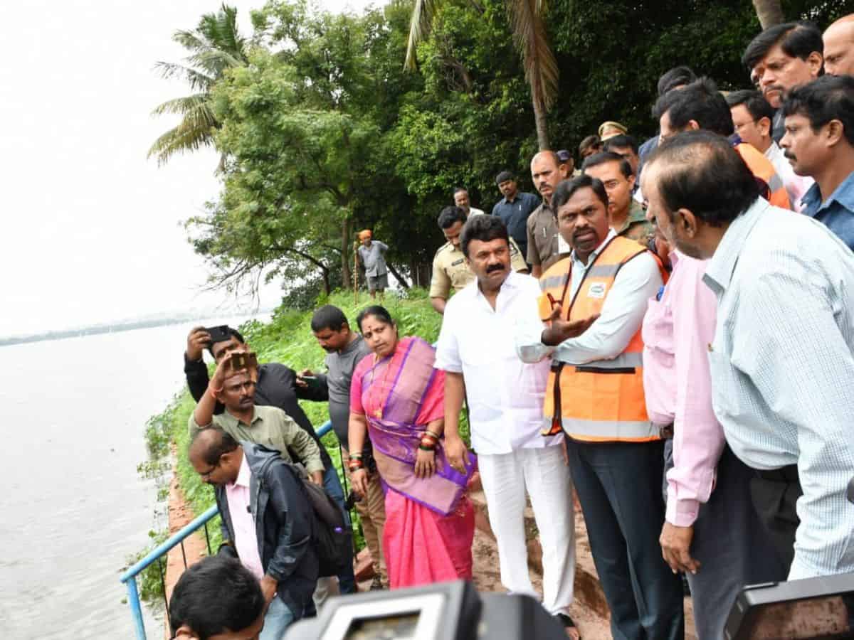 The Minister, along with officials, visited the Hussain Sagar lake in the city