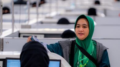 Saudi: First flights of Umrah pilgrims lands in Madinah