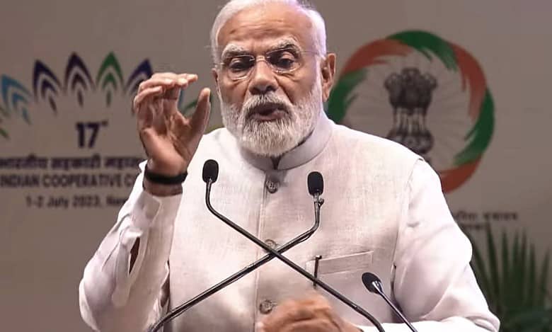 Teachers play key role in building our future, inspiring dreams: PM Modi
