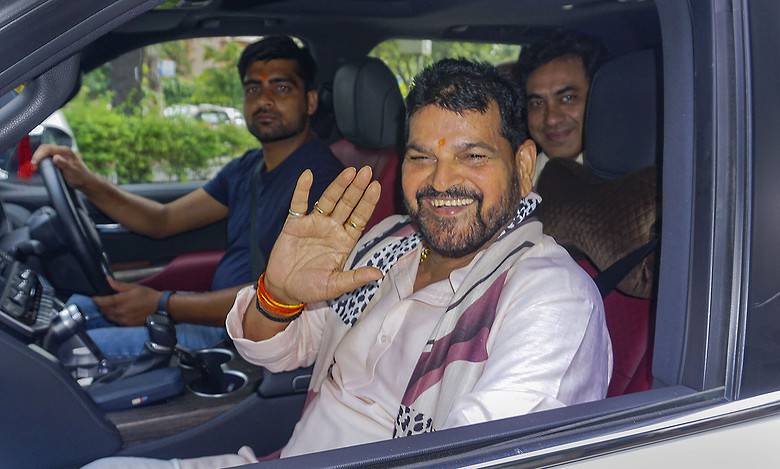 UP: BJP drops WFI ex-chief Brij Bhushan, fields son Karan from Kaiserganj