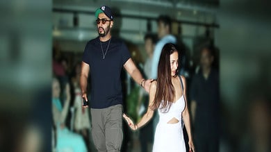 Malaika Arora drops 2 hints about breakup with Arjun Kapoor!