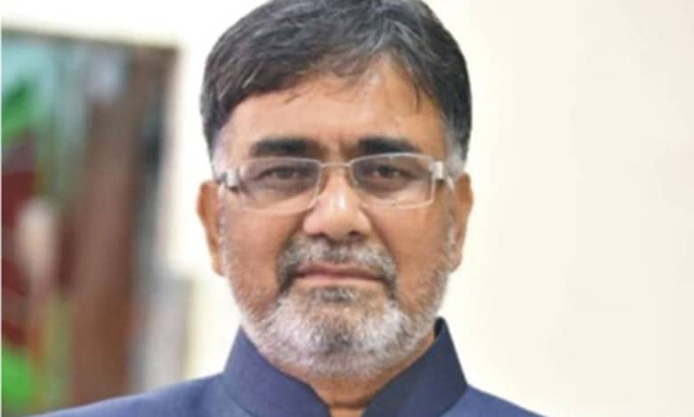 Telangana University awards Ph.D. to Maqbool for journalistic contributions of Parvez