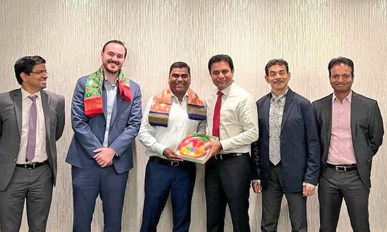 Hyderabad: KTR welcomes O9 Solutions to expand its R&D capacity