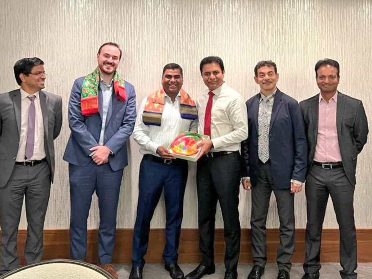 Hyderabad: KTR welcomes O9 Solutions to expand its R&D capacity