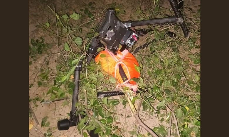 BSF, Punjab Police seize broken drone, 3.4 KG heroin in Ferozepur