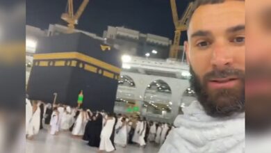 Karim Benzema performs Umrah, shares experience & video