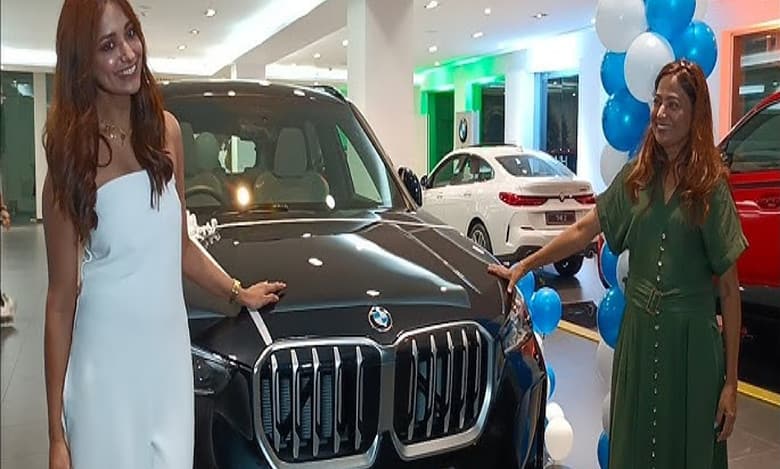 Bigg Boss OTT 2: Jiya Shankar buys luxurious BMW X3 - Price inside
