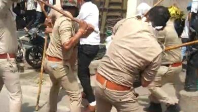 Lawyers boycott work to protest Hapur police lathi-charge