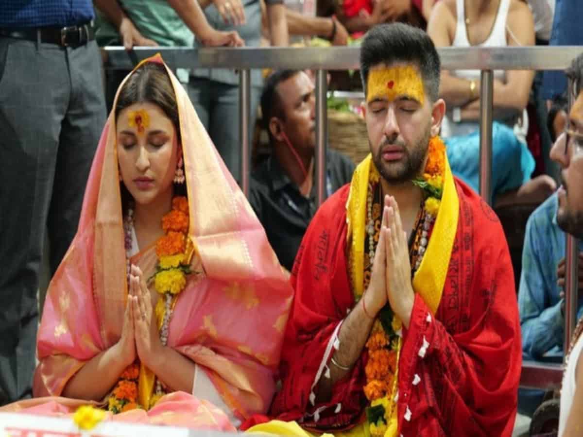 Raghav Chadha, Parineeti Chopra offer prayers at Mahakaleshwar Temple