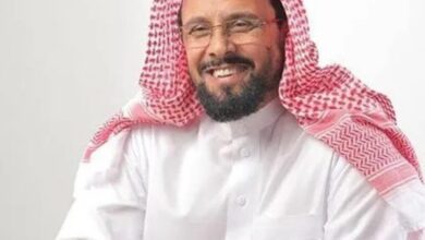 Saudi Arabia: Brother of prominent preacher sentenced to death for 'tweeting his opinions'