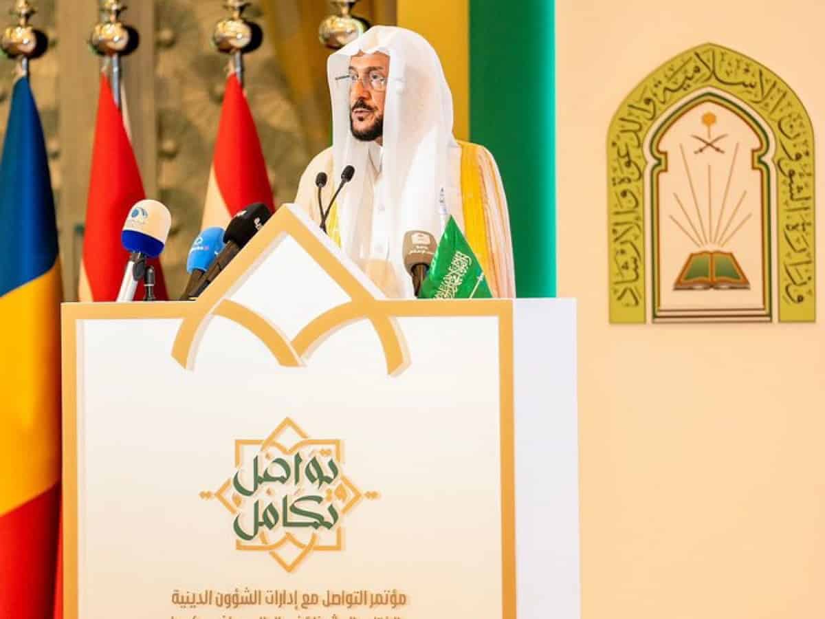 Saudi ministry urges increased efforts to combat religion misuse for politics
