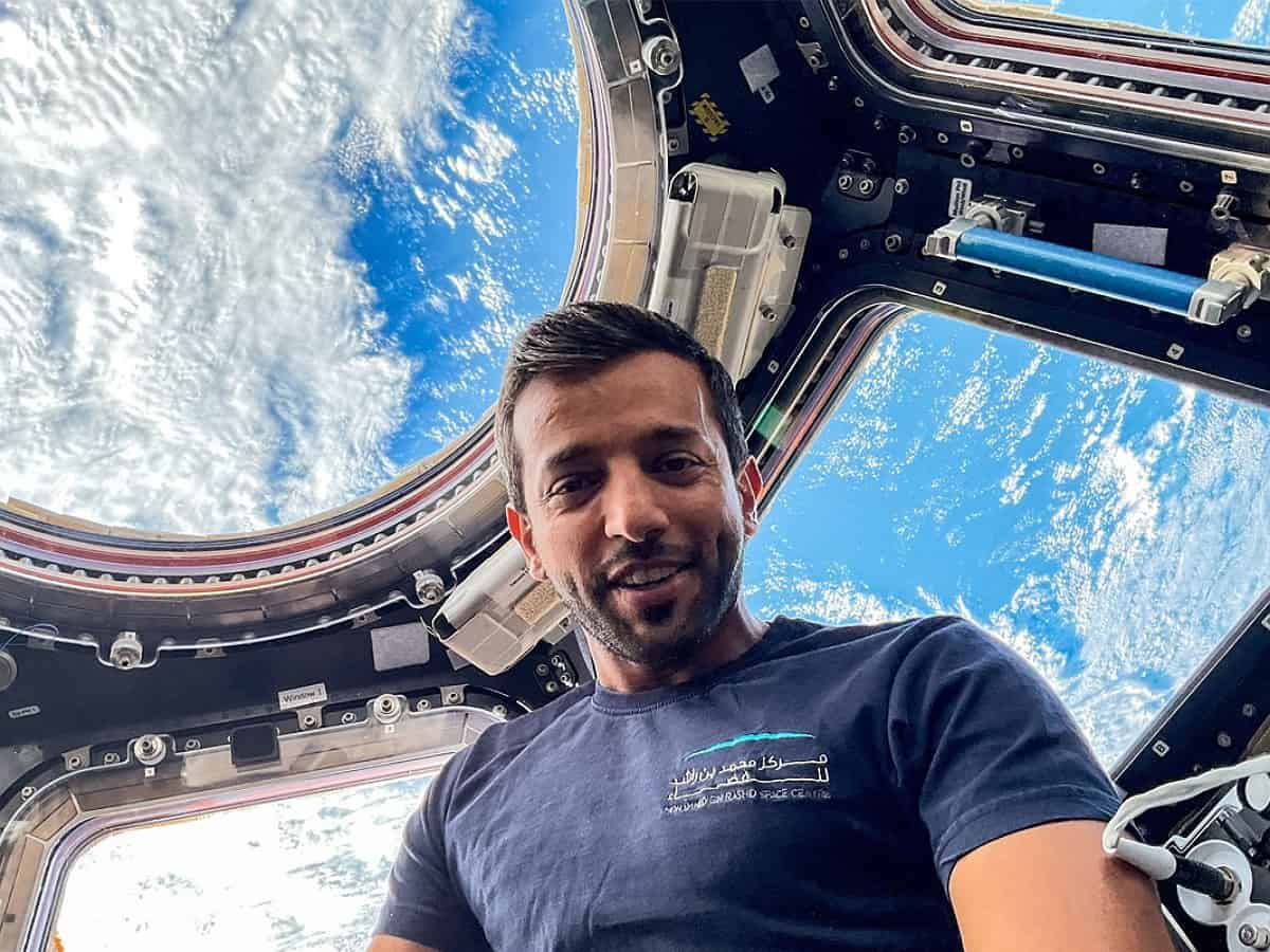 UAE astronaut undertakes HRF veg experiment on the ISS